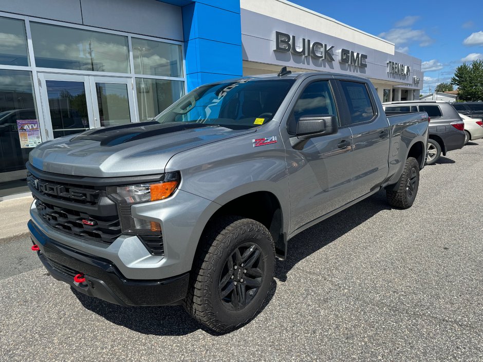2025 Chevrolet Silverado 1500 Custom TB 4WD in Sturgeon Falls, Ontario - w940px