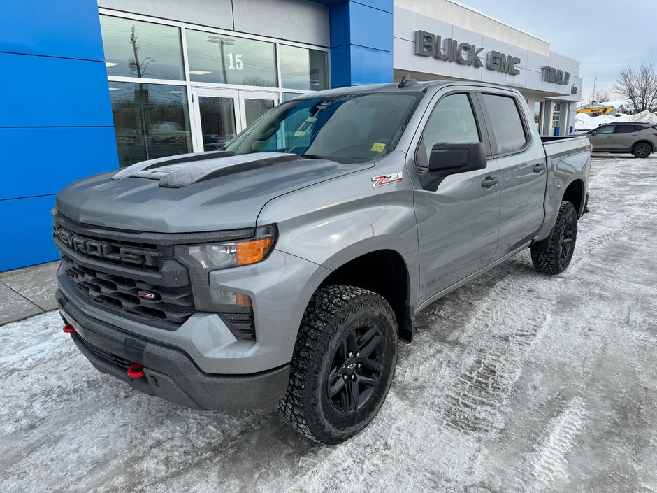 Chevrolet Silverado 1500  2026 à Sturgeon Falls, Ontario - w940px