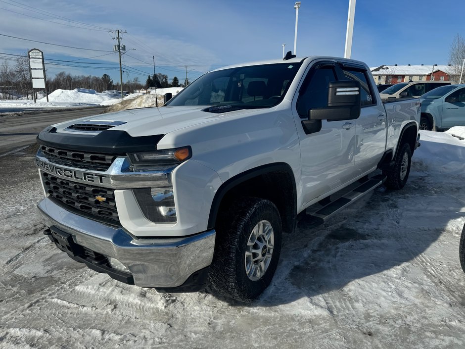Chevrolet Silverado 2500 4WD LT CRE  2022 à Sturgeon Falls, Ontario - w940px