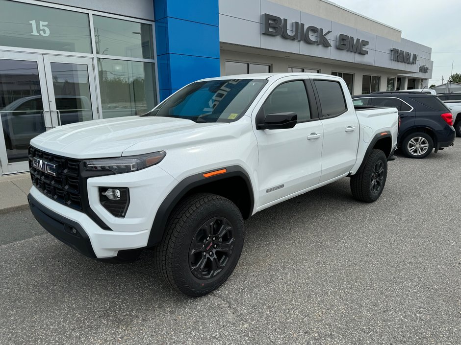 GMC Canyon  2025 à Sturgeon Falls, Ontario - w940px