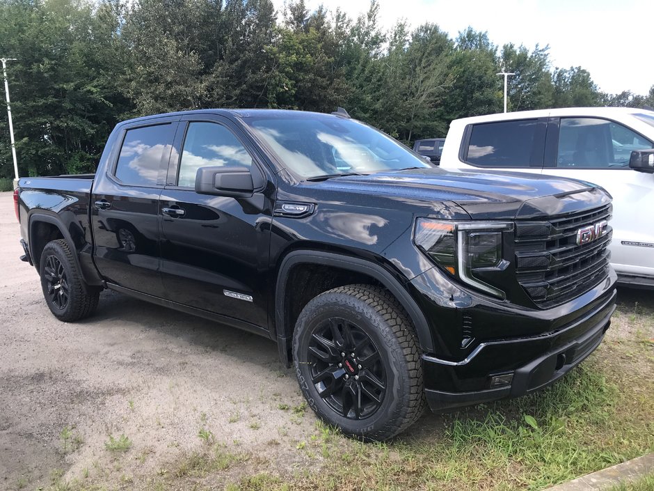 2024 GMC Sierra 1500 in Sturgeon Falls, Ontario - w940px