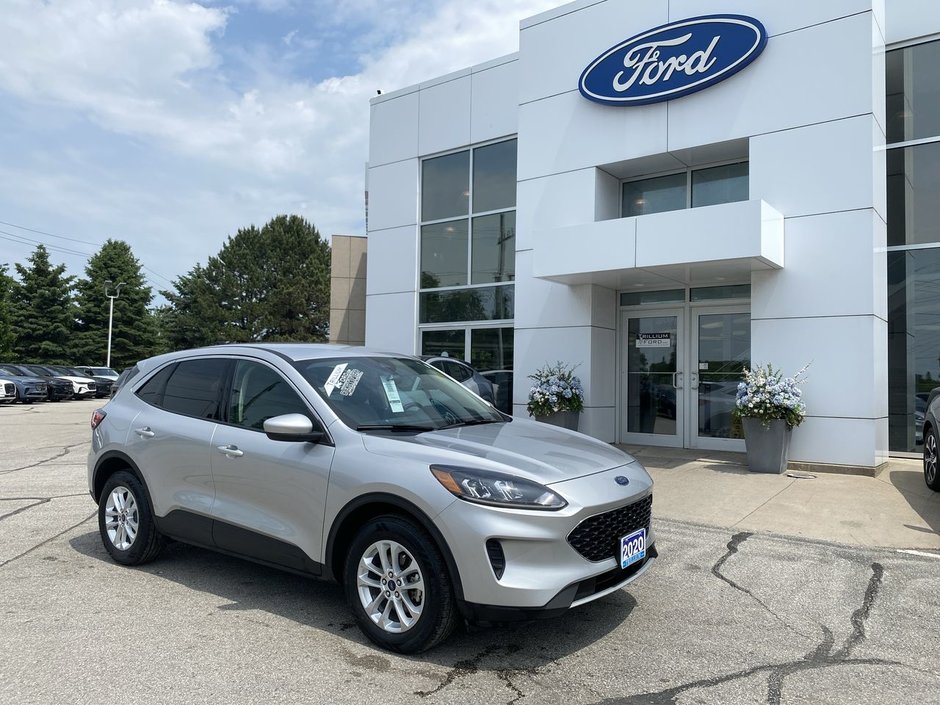 2020 Ford Escape SE in Alliston, Ontario