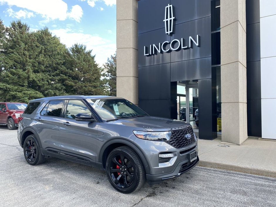 2021 Ford Explorer ST in Alliston, Ontario