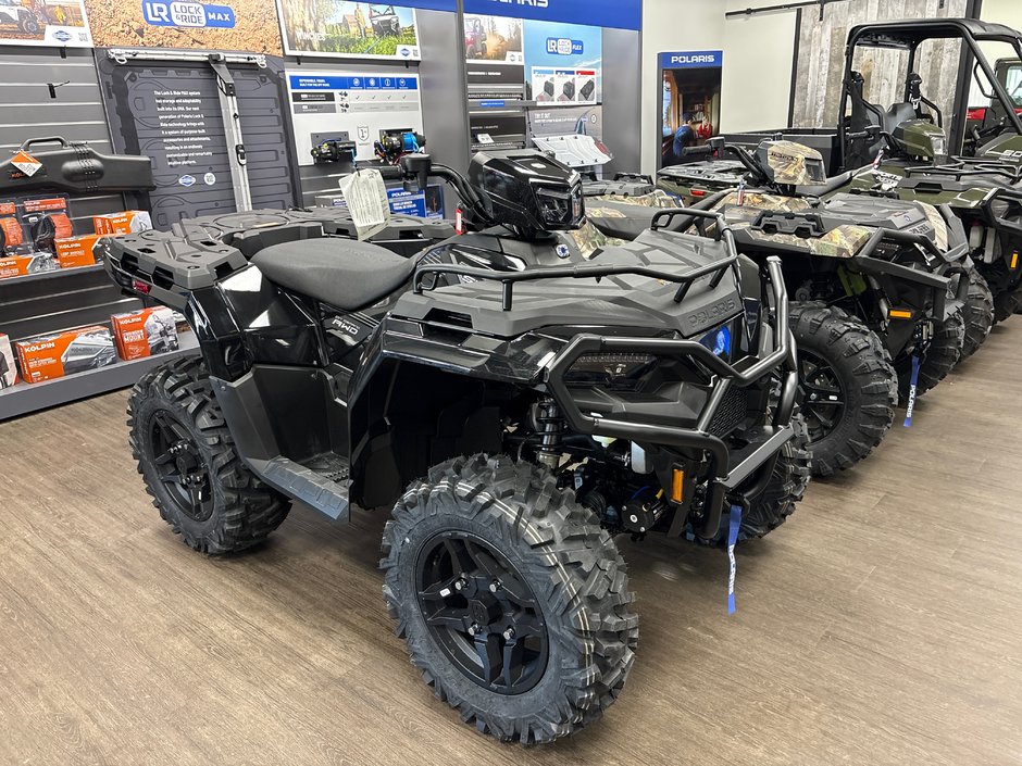 2026 Polaris 570 EPS ONYX BLACK TRAIL