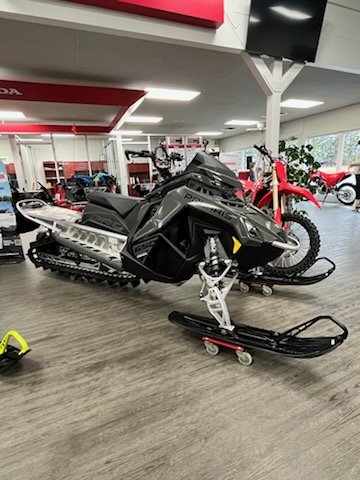 2024 Polaris 650 PRO RMK 155