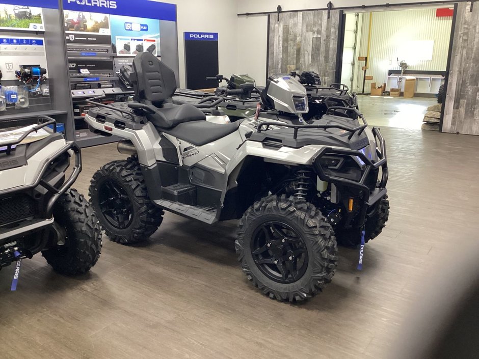 Polaris SPORTSMAN 570 TOURING ULTIMATE  2026