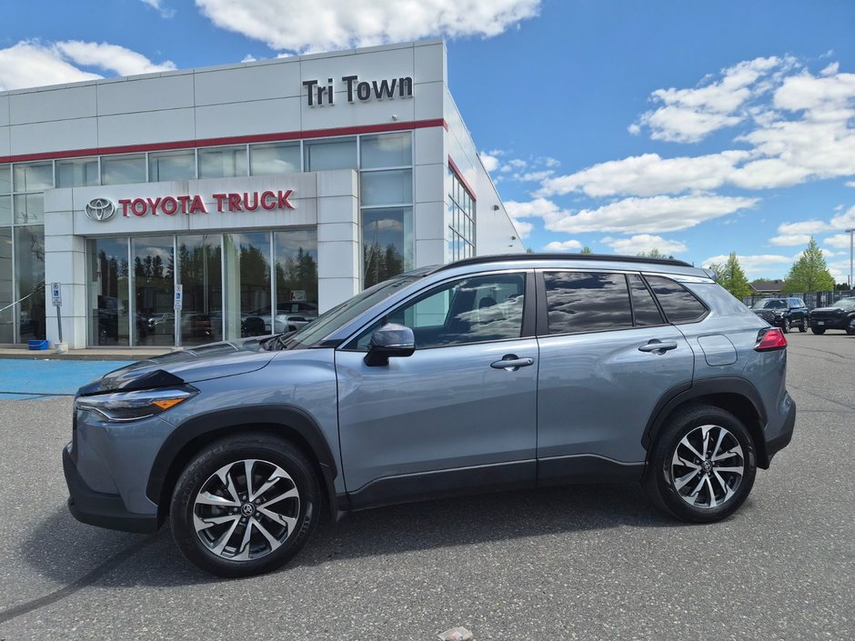 2024 TOYOTA TRUCK COROLLA CROSS XLE AWD in Temiskaming Shores, Ontario