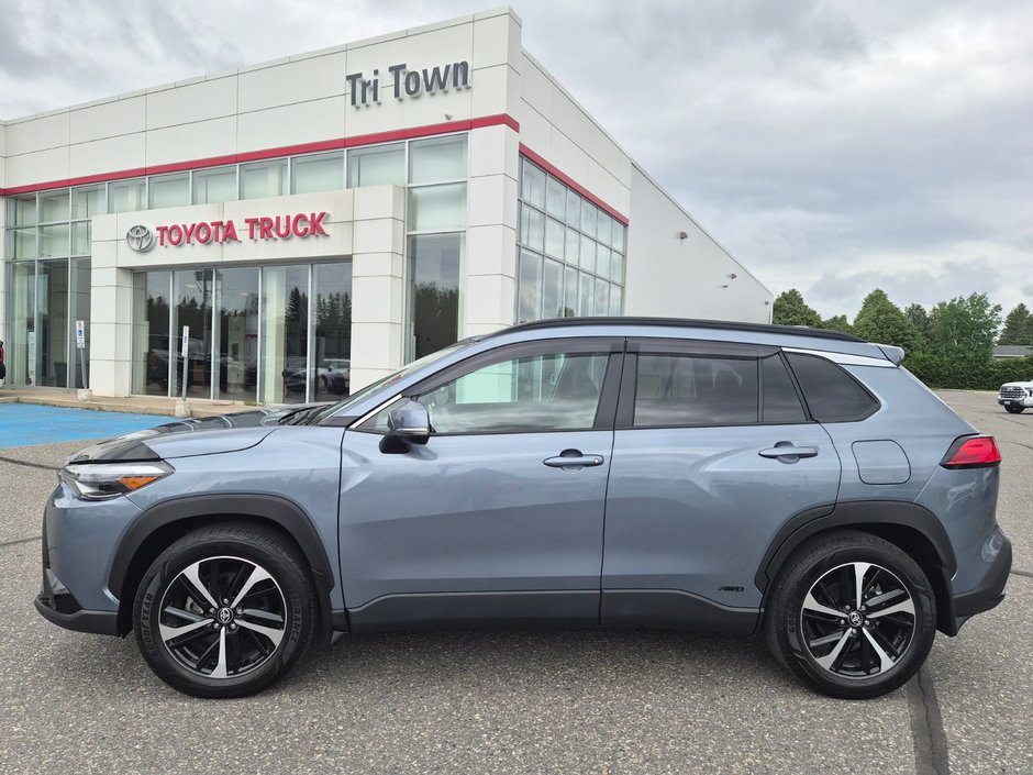 2024 TOYOTA TRUCK COROLLA CROSS HYBRID XSE in Temiskaming Shores, Ontario
