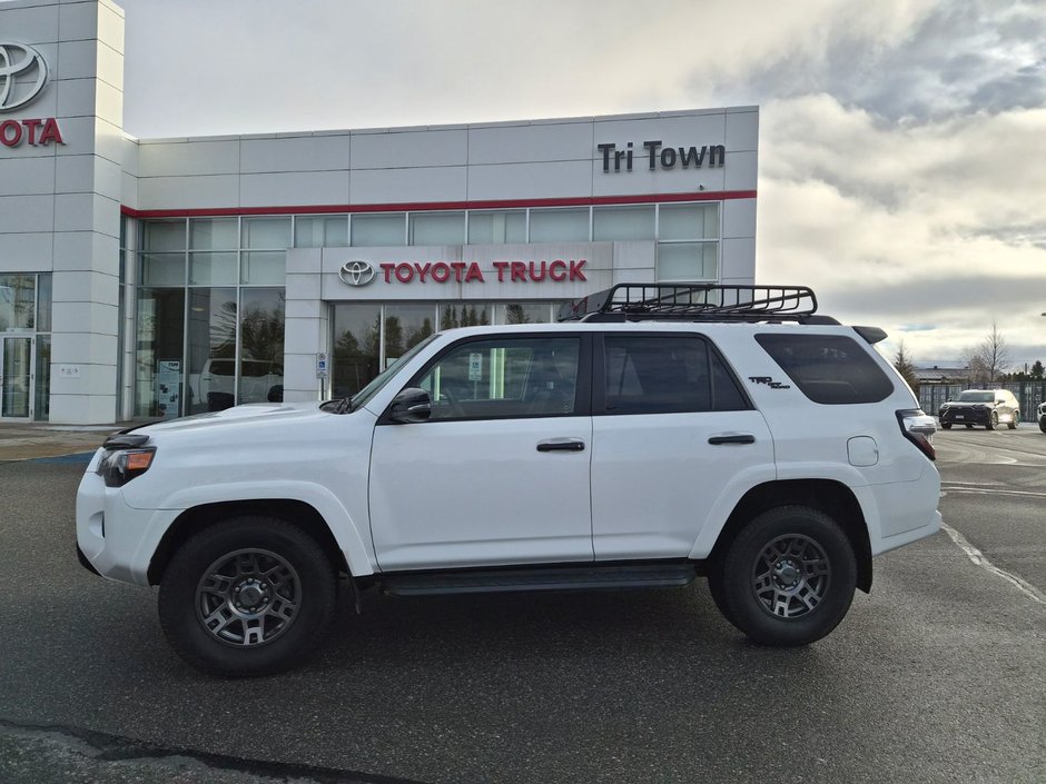 2021 Toyota 4RUNNER VENTURE in Temiskaming Shores, Ontario