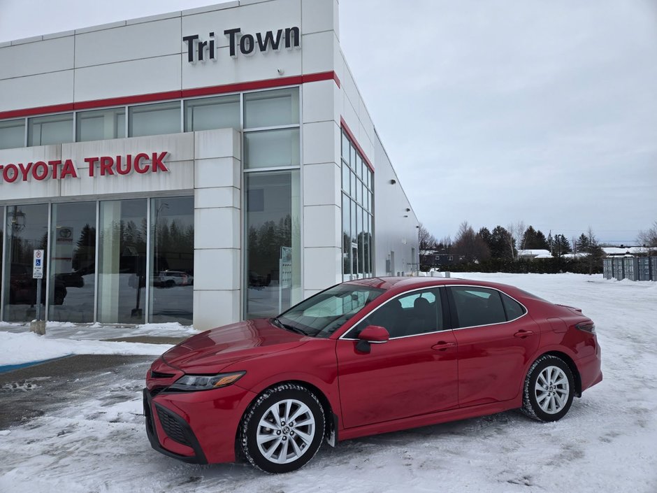 2022 Toyota Camry SE in Temiskaming Shores, Ontario