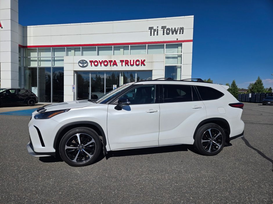 2022 Toyota Highlander XSE in Temiskaming Shores, Ontario