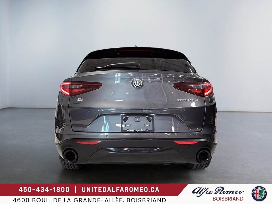 Alfa Romeo Stelvio Sprint AWD, Cuir, Toit, Navi 2022-2