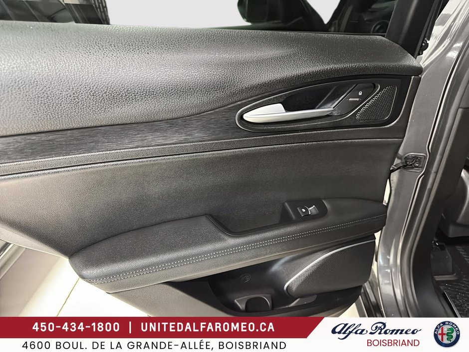 Alfa Romeo Stelvio Sprint AWD, Cuir, Toit, Navi 2022-15