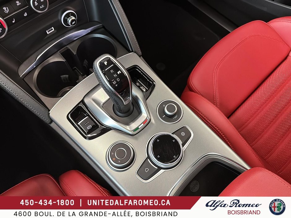 Alfa Romeo Stelvio VELOCE,NEUF,PANO NAVI FULL, LOC DISPO 2023-22