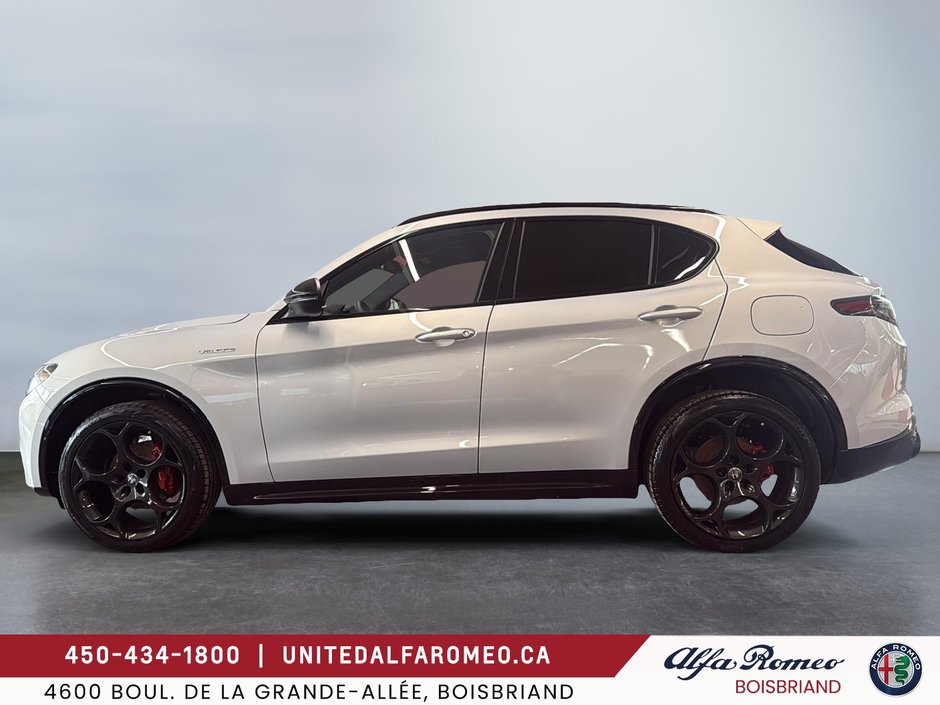 Alfa Romeo Stelvio  2025-4