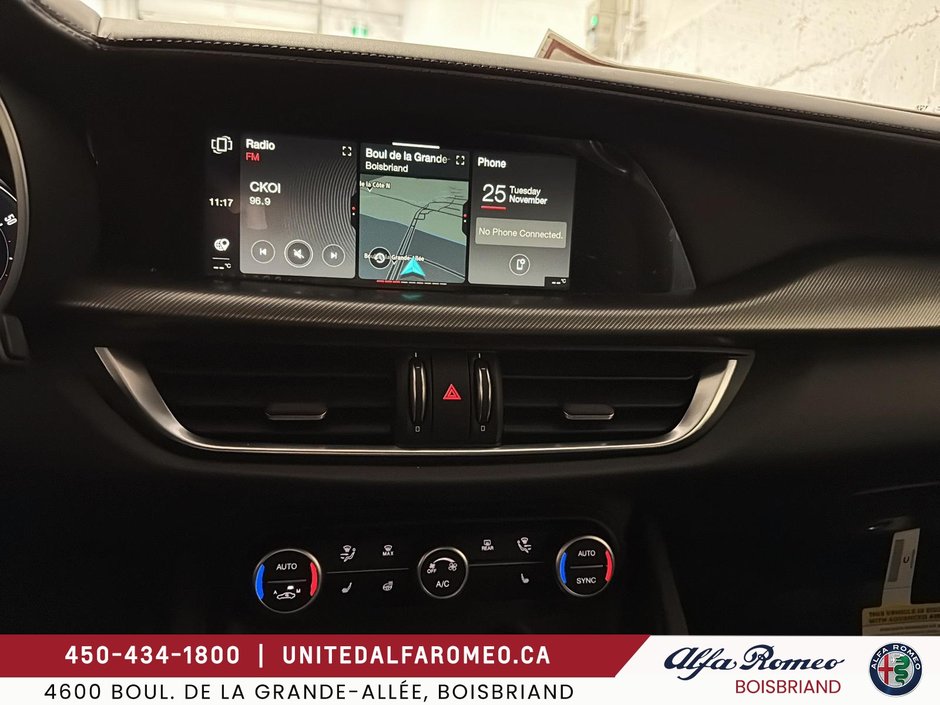 2025 Alfa Romeo Stelvio-21