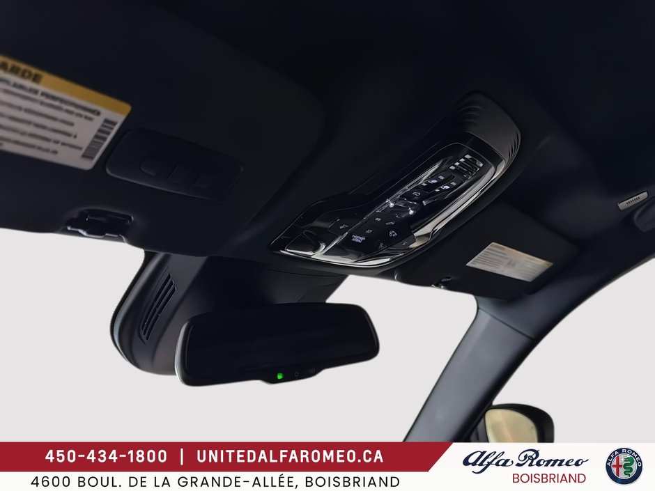 2025 Alfa Romeo Stelvio-31