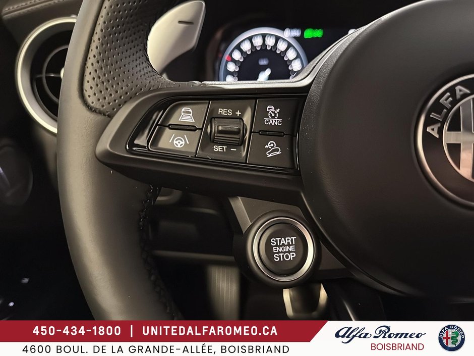 2025 Alfa Romeo Stelvio-14