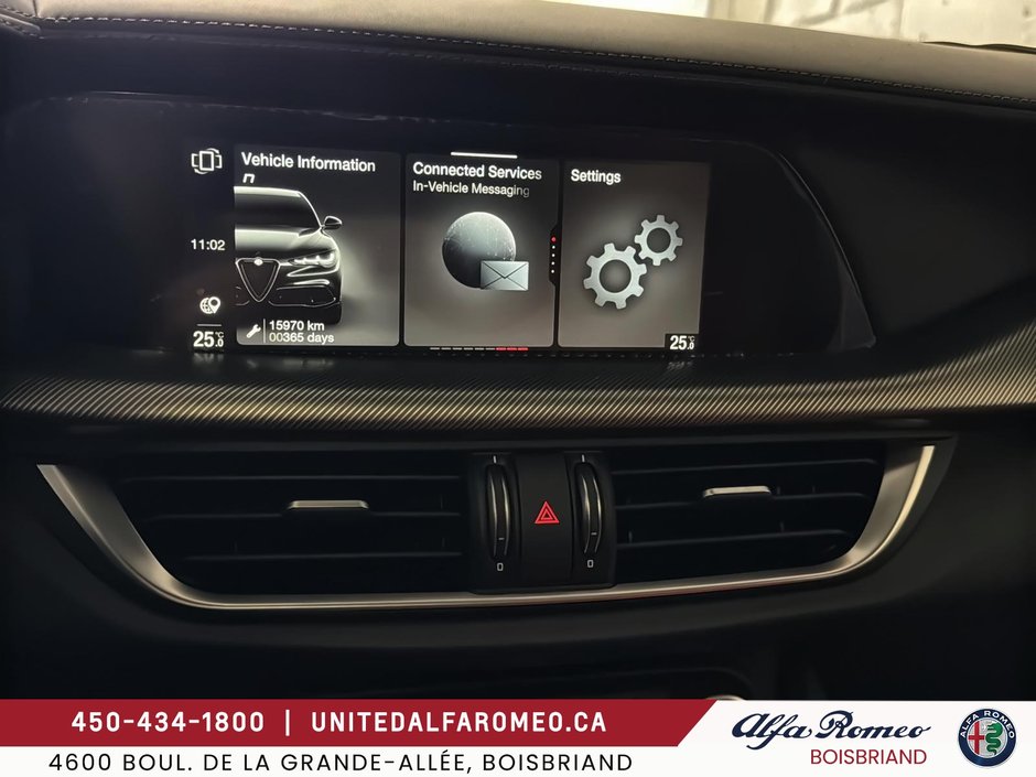 2025 Alfa Romeo Stelvio-23