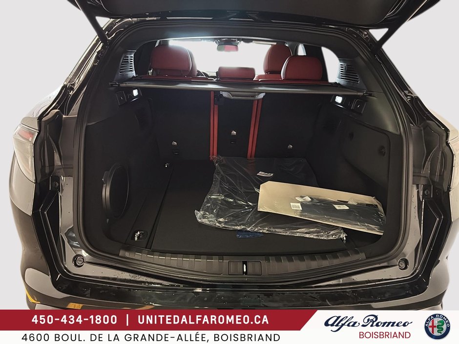 2025 Alfa Romeo Stelvio-5