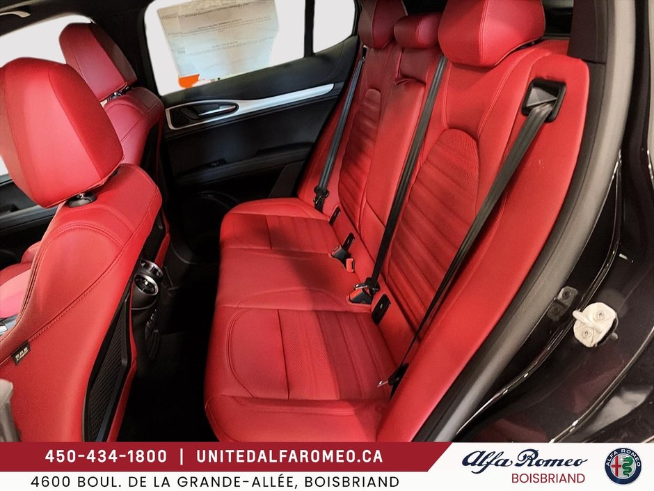 Alfa Romeo Stelvio Veloce 2026-9