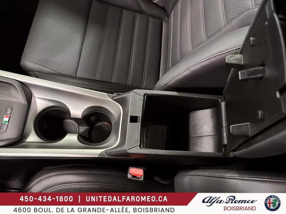 Alfa Romeo Tonale PHEV VELOCE 2024-14