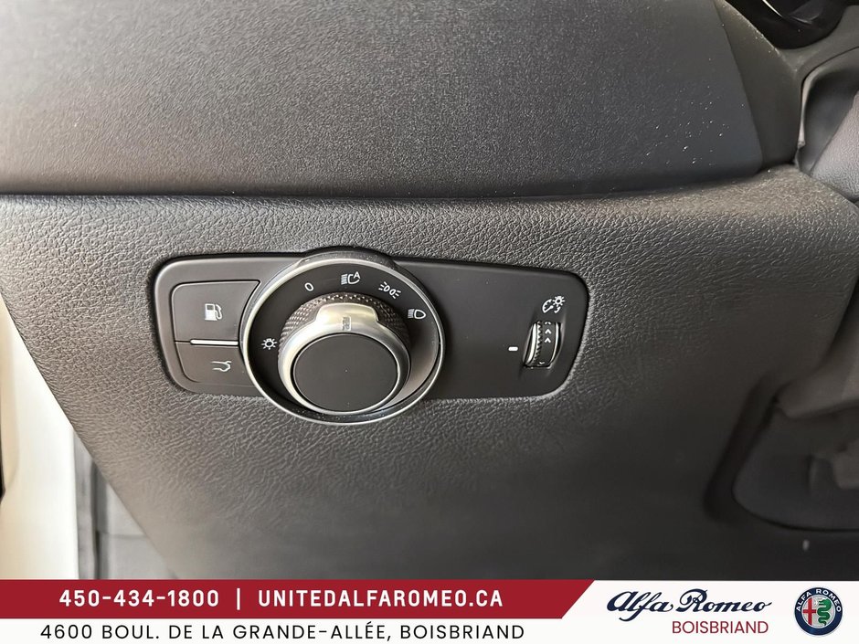 Alfa Romeo Tonale PHEV VELOCE 2024-15