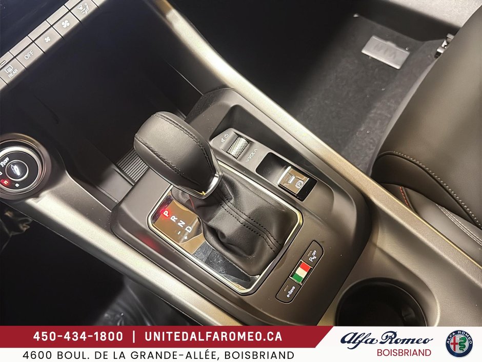 Alfa Romeo TONALE PHEV TRIBUTO 2025-34