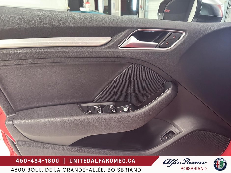2015 Audi S3 SEDAN S3 TRES PROPRE QUATTRO-12