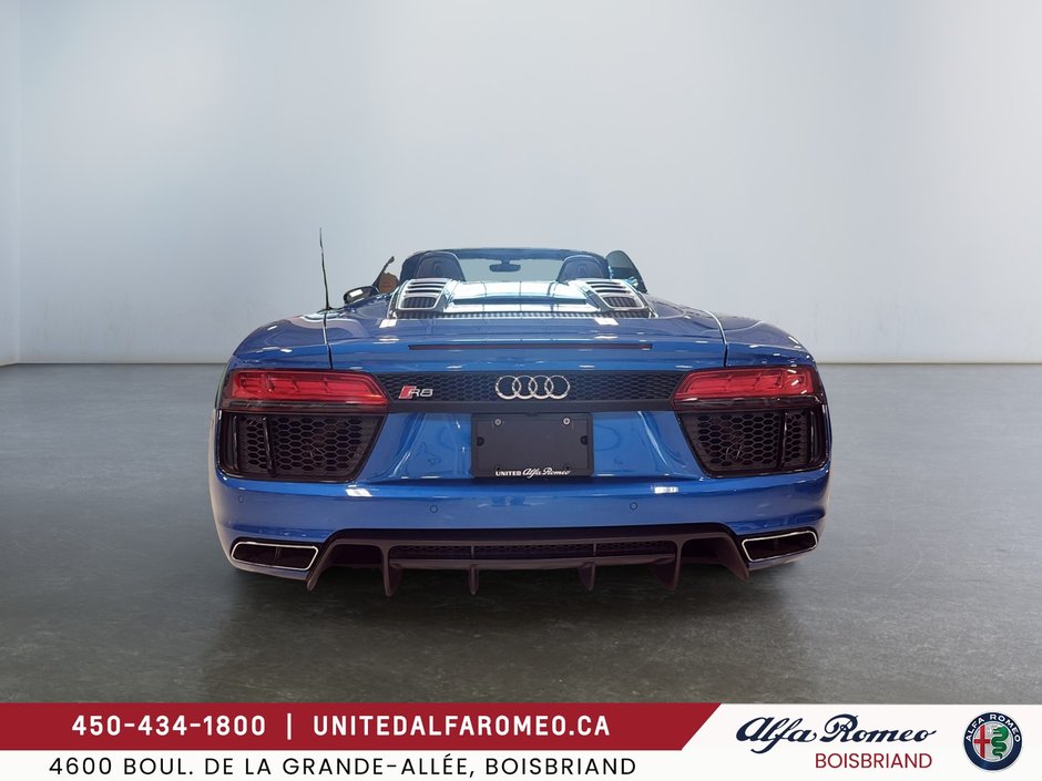 2017 Audi R8 V10,CONVERTIBLE,BAS KILO-3
