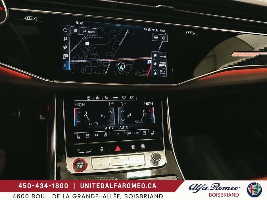 2025 Audi SQ7-31