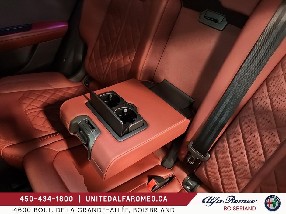 Audi SQ8 ,PNEUS 23P,SPORT EXAUST,INT ROUGE FULL 2025-27