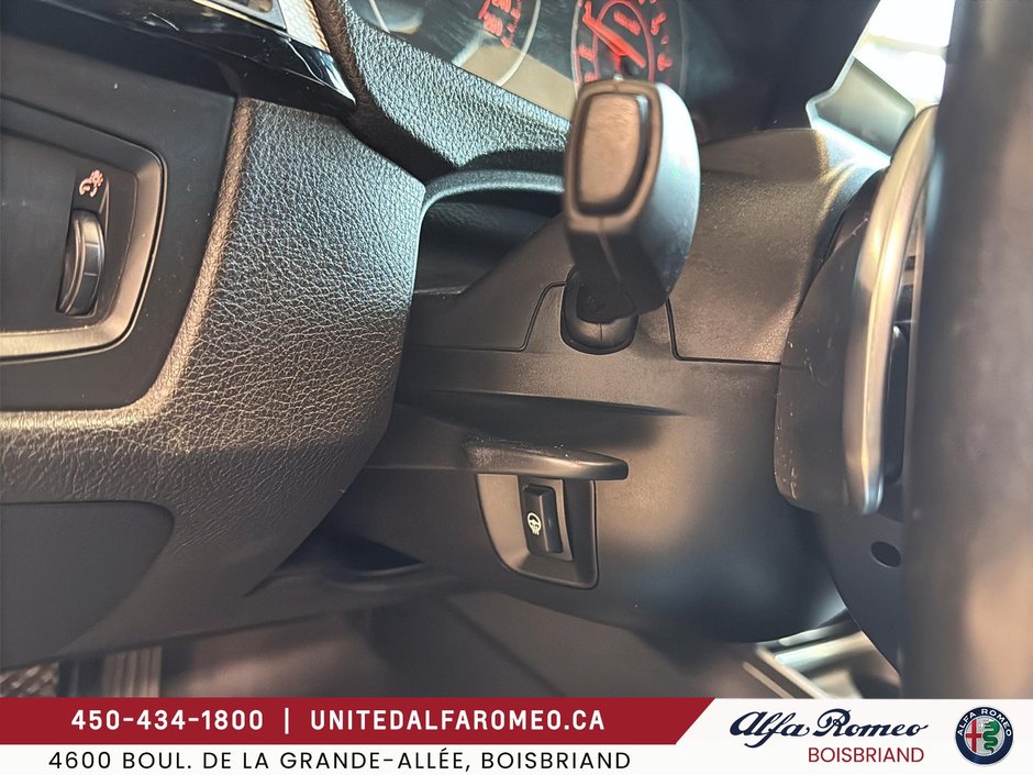 2015 BMW 4 Series 435i xDrive,BAS MILLAGE,TRES PROPRE-26