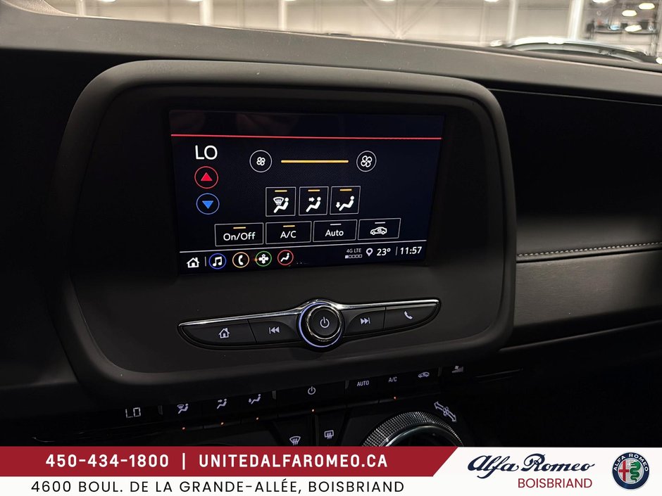 Chevrolet Camaro LT1 2023-24