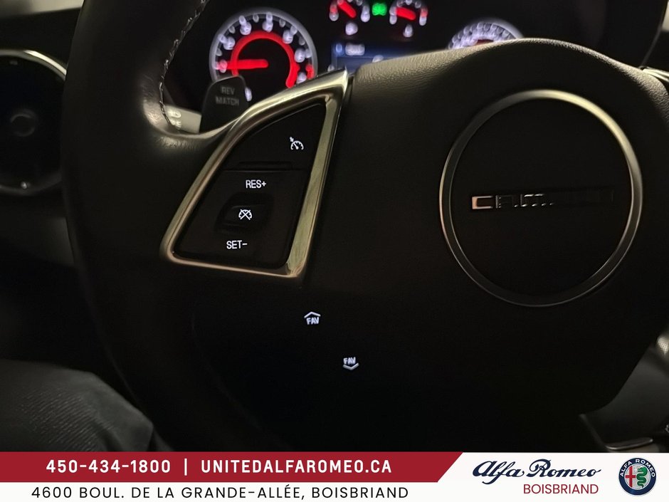 Chevrolet Camaro LT1 2023-15