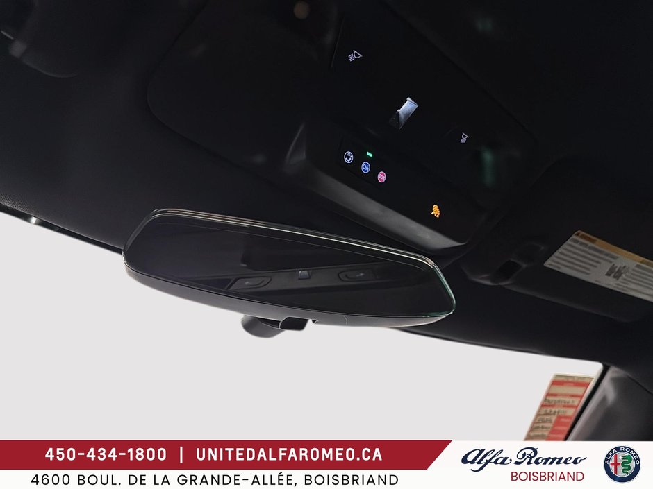 Chevrolet Camaro LT1 2023-30