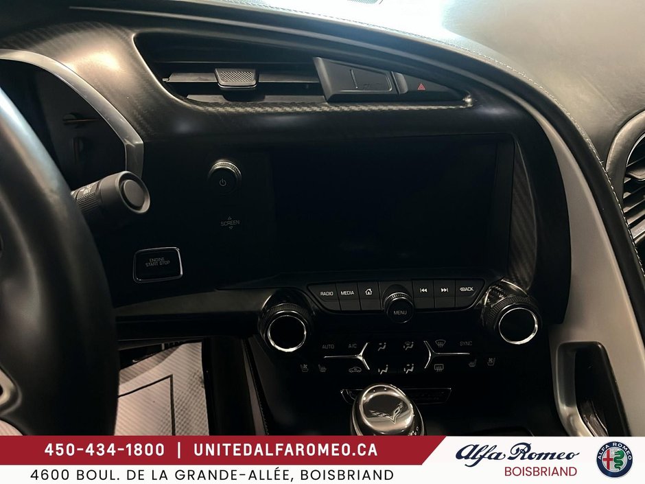 2015 Chevrolet Corvette 3LT,TOIT CARBON,Z51,BAS MILLAGE-19