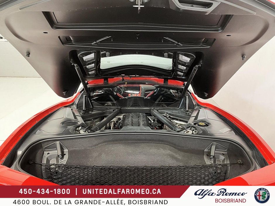 Chevrolet Corvette STINGRAY,3LT, TOIT CARBON,BAS MILLAGE 2020-7