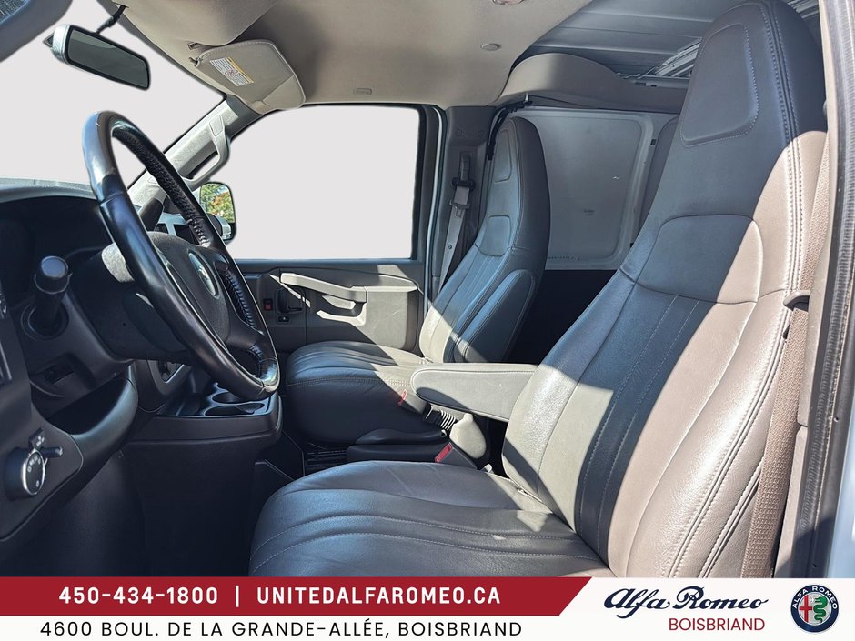 2023 Chevrolet Express Cargo Van 2500-7