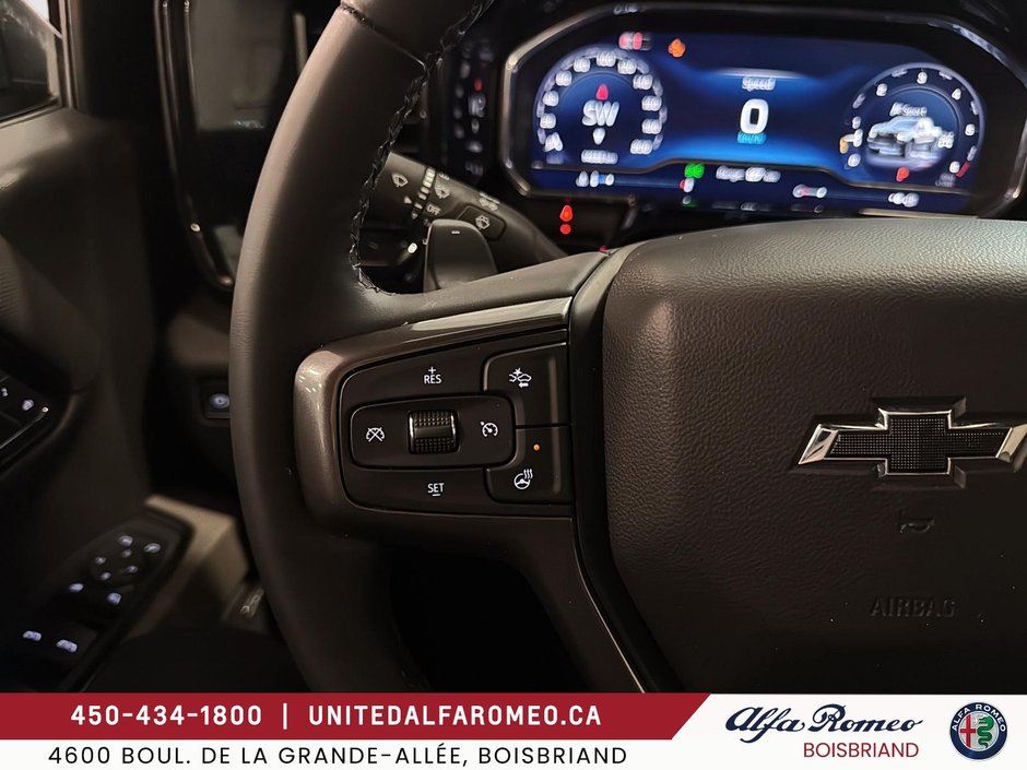 2025 Chevrolet Silverado 1500 ZR2,6.2L,CREWCAB,TOIT,NAVI,BAS MILLAGE-14