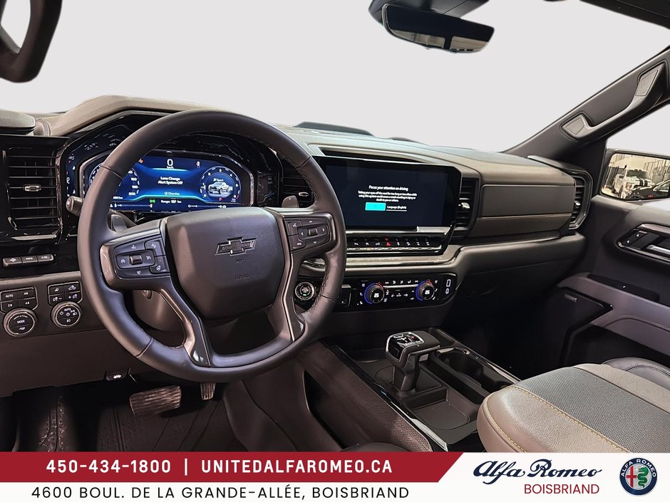 2025 Chevrolet Silverado 1500 ZR2,6.2L,CREWCAB,TOIT,NAVI,BAS MILLAGE-11