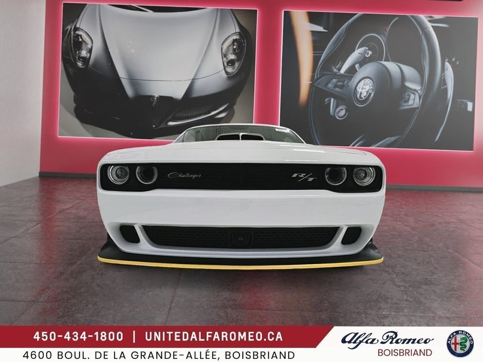 Dodge Challenger Scat Pack 392 Widebody , SWINGER EDITION 2023-3