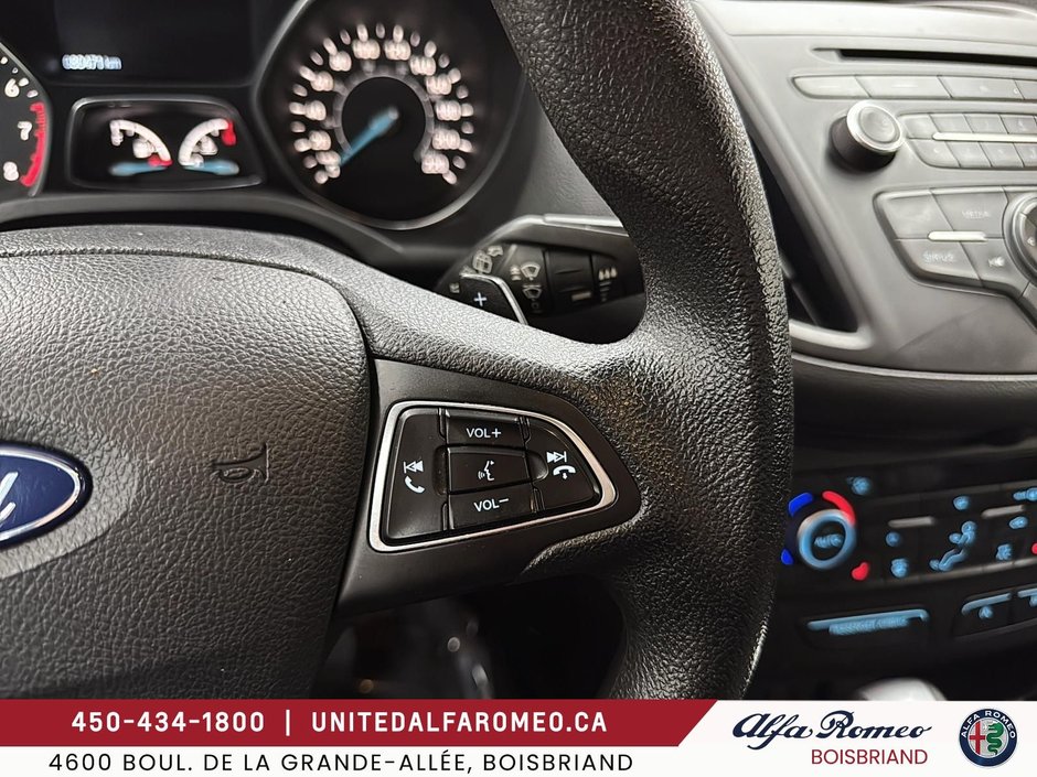 Ford Escape SE,ECOBOOST,FWD,BAS MILLAGE 2017-13