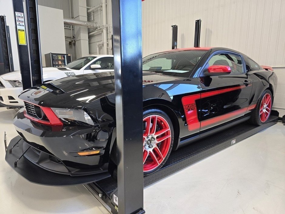 2012 Ford Mustang Boss 302,LAGUNA EDITION, ROLL BAR  ORIGINAL,COLLEC-0