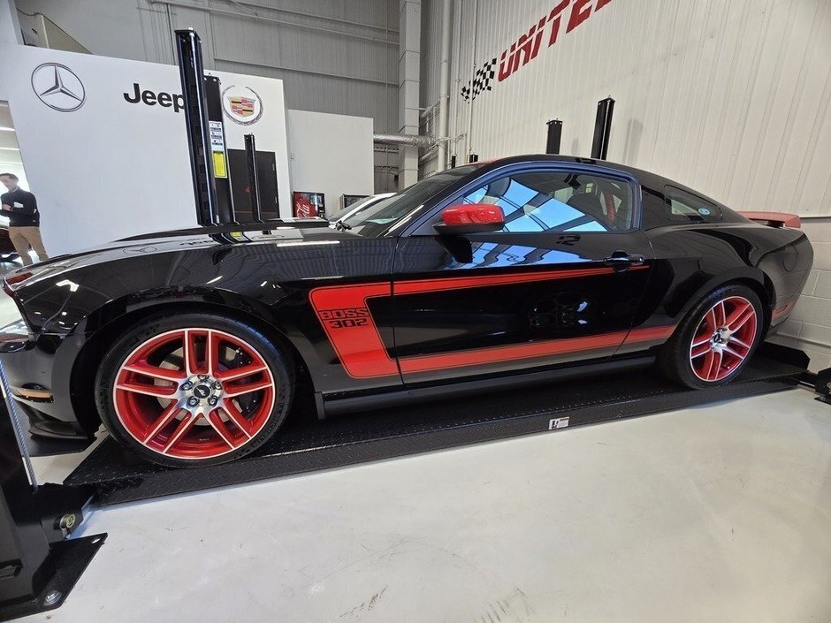 2012 Ford Mustang Boss 302,LAGUNA EDITION, ROLL BAR  ORIGINAL,COLLEC-1