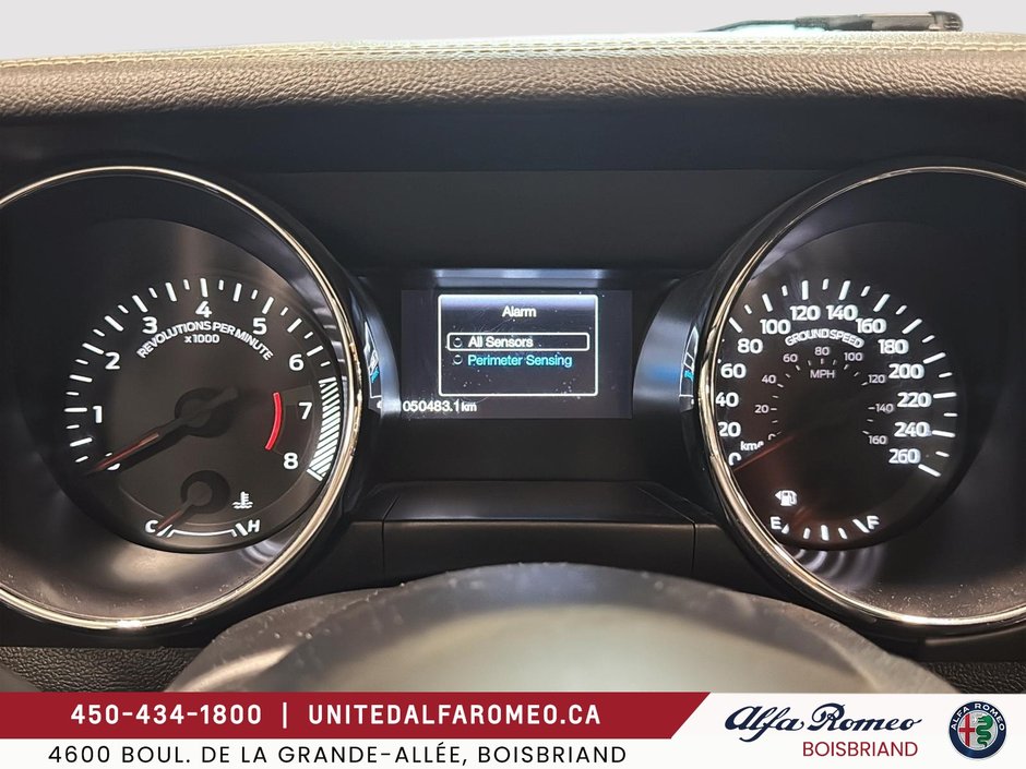 Ford Mustang GT Premium,MANUELLE,CONVERTIBLE,BAS MILLAGE 2015-18
