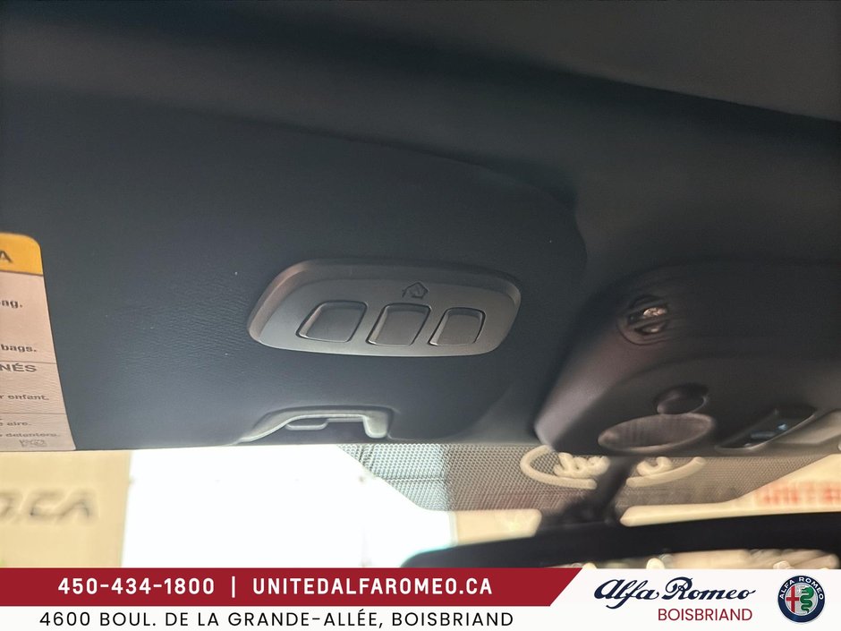 Ford Mustang GT Premium,MANUELLE,CONVERTIBLE,BAS MILLAGE 2015-30