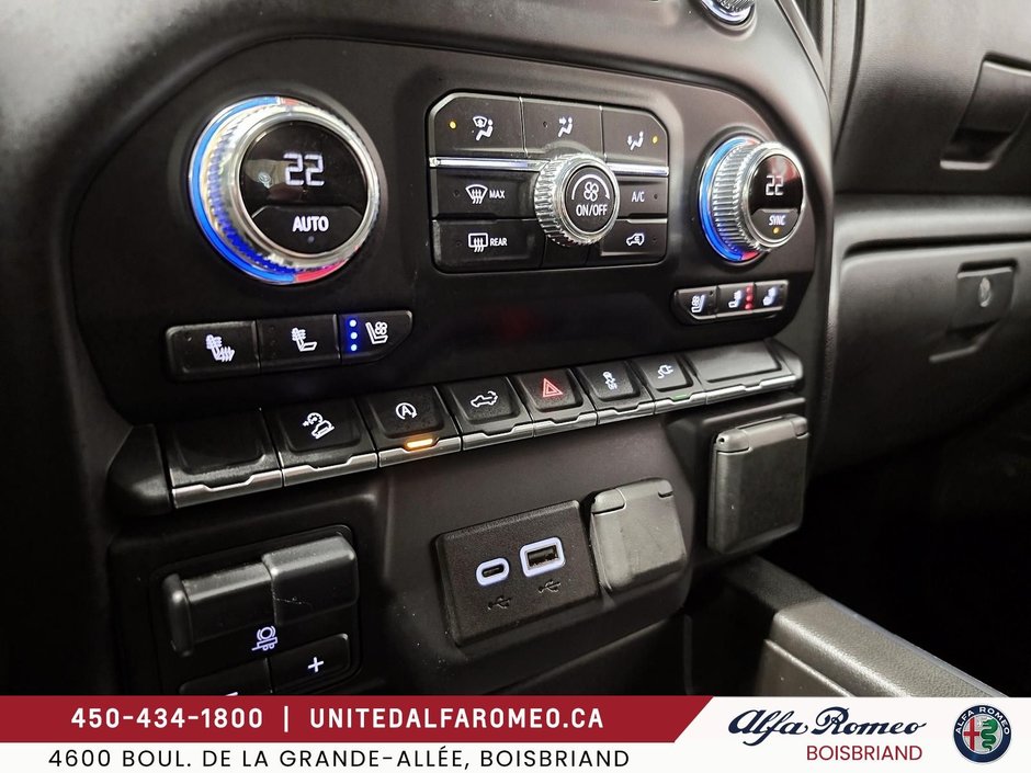 GMC Sierra 1500 4WD Crew Cab ,AT4,DIESEL ,CUIR, 2020-16