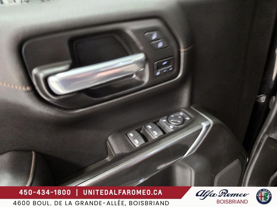 GMC Sierra 1500 4WD Crew Cab ,AT4,DIESEL ,CUIR, 2020-12