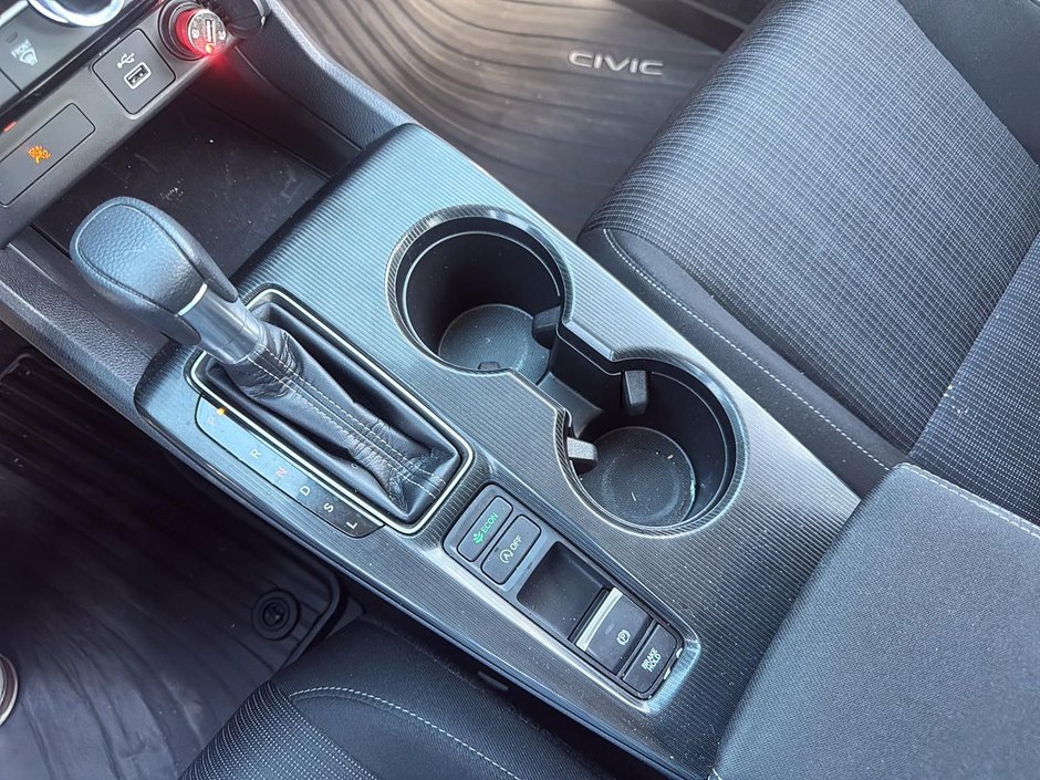 Honda Civic Sedan LX 2022-19